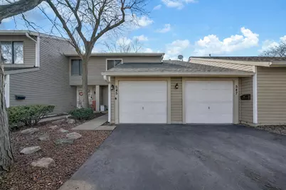 545 Alton Court, Carol Stream, IL 60188 - Photo 2
