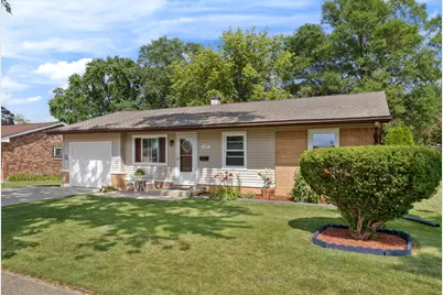 1095 Hickory Lane, Elk Grove Village, IL 60007 - Photo 26