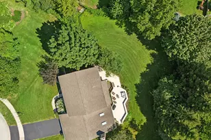 832 Wexford Ct, Naperville, IL 60540 - Photo 42