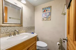 334 Plumwood Ct, Vernon Hills, IL 60061 - Photo 14