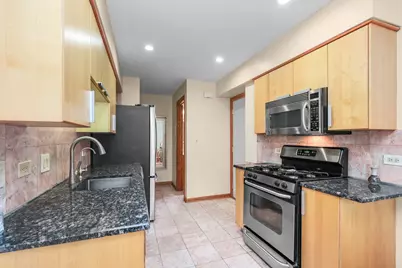 334 Plumwood Court #334, Vernon Hills, IL 60061 - Photo 6