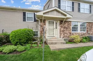 334 Plumwood Ct, Vernon Hills, IL 60061 - Photo 1