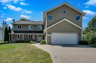 125 N Pleasant Rd, Lake Zurich, IL 60047 - Photo 1