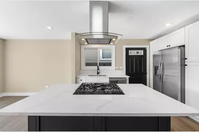5024 S Lockwood Avenue, Chicago, IL 60638 - Photo 8