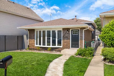 5024 S Lockwood Avenue, Chicago, IL 60638 - Photo 2
