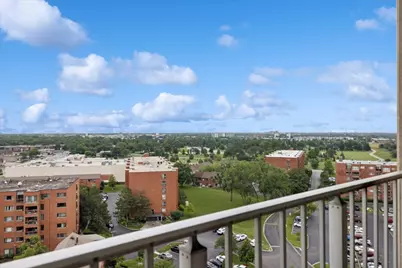 3925 Triumvera Drive #15G, Glenview, IL 60025 - Photo 8