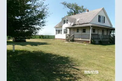 1588 E 1400 North Road, Crescent City, IL 60928 - Photo 2
