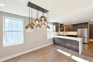 2427 W Grenshaw St, Chicago, IL 60612 - Photo 2