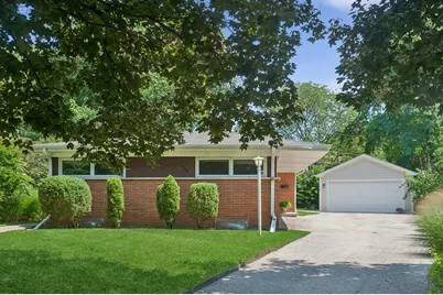 2117 Parkview Court, Wilmette, IL 60091 - Photo 2