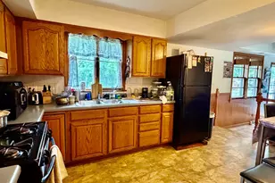 1304 Theodore St, Crest Hill, IL 60403 - Photo 4