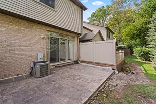 9332 S 79th Ave, Hickory Hills, IL 60457 - Photo 30