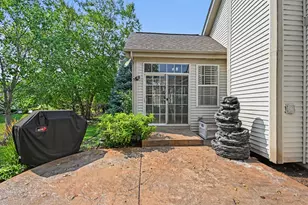 809 Colchester Dr, Oswego, IL 60543 - Photo 28