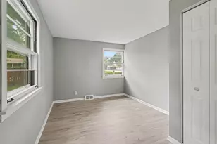 2104 Webb St, Crest Hill, IL 60403 - Photo 14