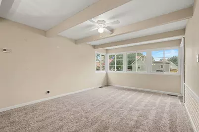 2104 Webb Street, Crest Hill, IL 60403 - Photo 2