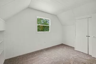 2104 Webb Street, Crest Hill, IL 60403 - Photo 10