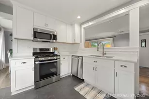 213 W Gartner Rd, Naperville, IL 60540 - Photo 6