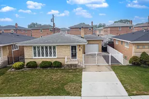 8517 W Carmen Ave, Chicago, IL 60656 - Photo 2