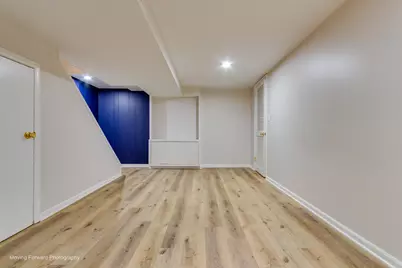 8517 W Carmen Avenue, Chicago, IL 60656 - Photo 26