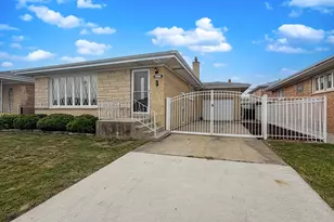 8517 W Carmen Ave, Chicago, IL 60656 - Photo 4