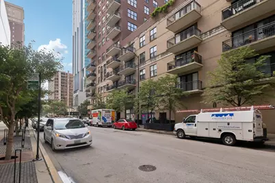 41 E 8th Street #1102, Chicago, IL 60605 - Photo 2