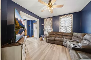 319 S Hennepin Ave, Dixon, IL 61021 - Photo 6