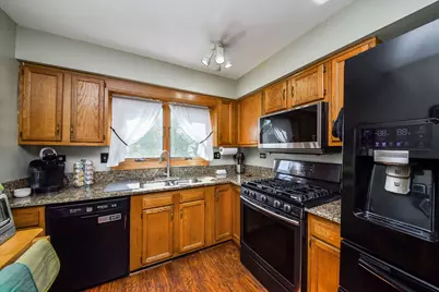 2268 Salisbury Drive, Naperville, IL 60565 - Photo 8