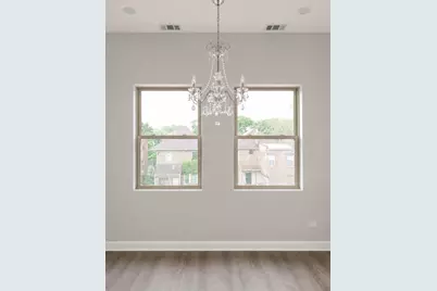 7431 S Paxton Avenue #3A, Chicago, IL 60649 - Photo 4