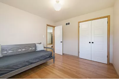 13 S School Street, Mount Prospect, IL 60056 - Photo 14