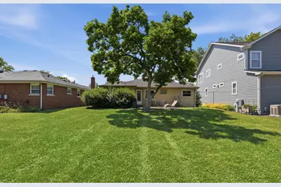 13 S School Street, Mount Prospect, IL 60056 - Photo 24