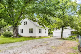 1609 S Hawthorne Rd, Streator, IL 61364 - Photo 2