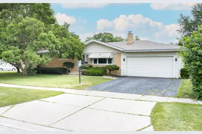 255 W Daniels Road, Palatine, IL 60067 - Photo 2