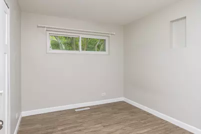 255 W Daniels Road, Palatine, IL 60067 - Photo 18