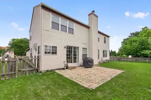 1162 Hyannis Cir, Carol Stream, IL 60188 - Photo 28