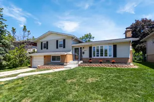 15317 Boca Rio Dr, Oak Forest, IL 60452 - Photo 1