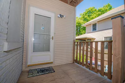 646 Adams Street #1W, Oak Park, IL 60304 - Photo 18