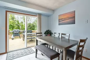 3078 Derbyshire Dr, Machesney Park, IL 61115 - Photo 10