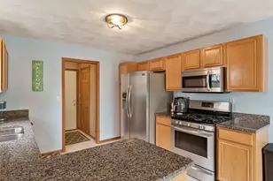3078 Derbyshire Dr, Machesney Park, IL 61115 - Photo 12