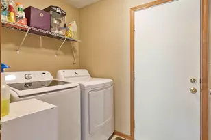 3078 Derbyshire Dr, Machesney Park, IL 61115 - Photo 16