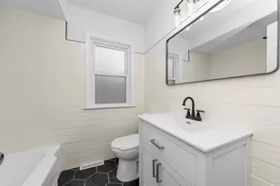 11834 S Campbell Ave, Chicago, IL 60655 - Photo 16