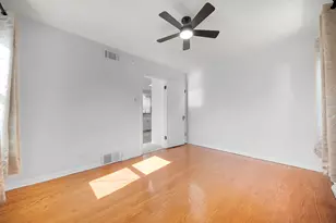 11834 S Campbell Ave, Chicago, IL 60655 - Photo 20