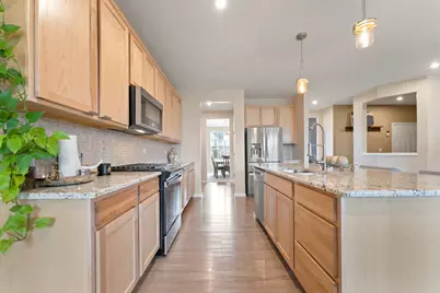 1017 Kessler Drive, Mundelein, IL 60060 - Photo 8