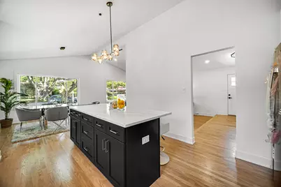 548 Leamington Avenue, Wilmette, IL 60091 - Photo 8