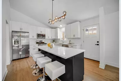 548 Leamington Avenue, Wilmette, IL 60091 - Photo 6
