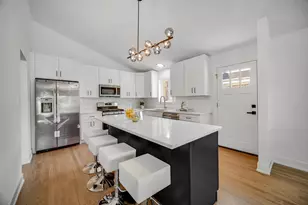 548 Leamington Ave, Wilmette, IL 60091 - Photo 6