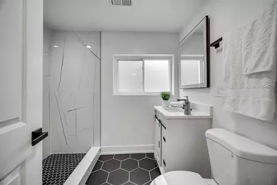 548 Leamington Avenue, Wilmette, IL 60091 - Photo 14