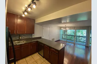 5813 Oakwood Drive #D, Lisle, IL 60532 - Photo 4