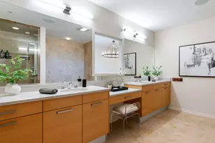 500 W Superior St, Chicago, IL 60654 - Photo 32
