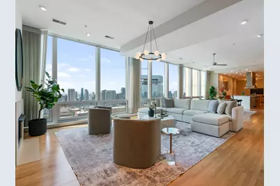 500 W Superior Street #2401, Chicago, IL 60654 - Photo 4