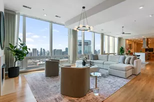 500 W Superior St, Chicago, IL 60654 - Photo 4