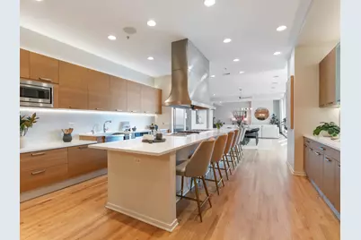 500 W Superior Street #2401, Chicago, IL 60654 - Photo 20
